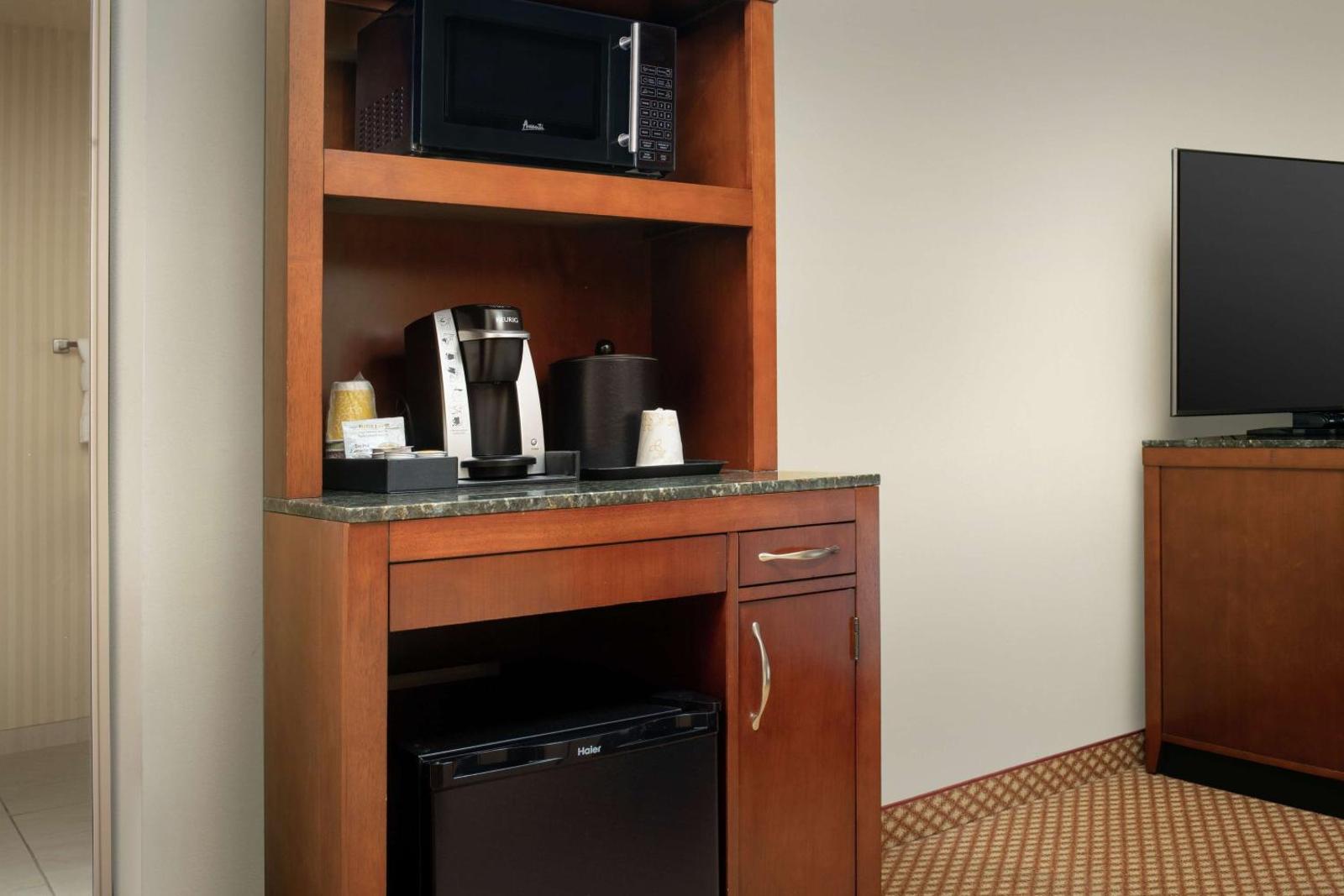 Hilton Garden Inn Odessa Main image 2